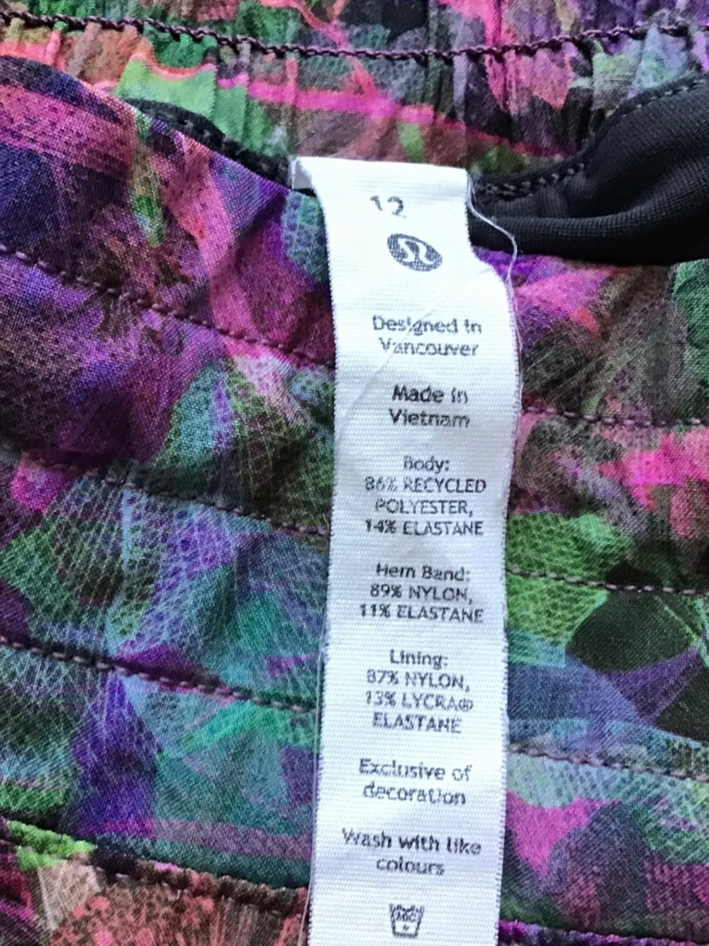 Lululemon Hotty Hot High rise Skirt size 12 - Picture 6 of 7